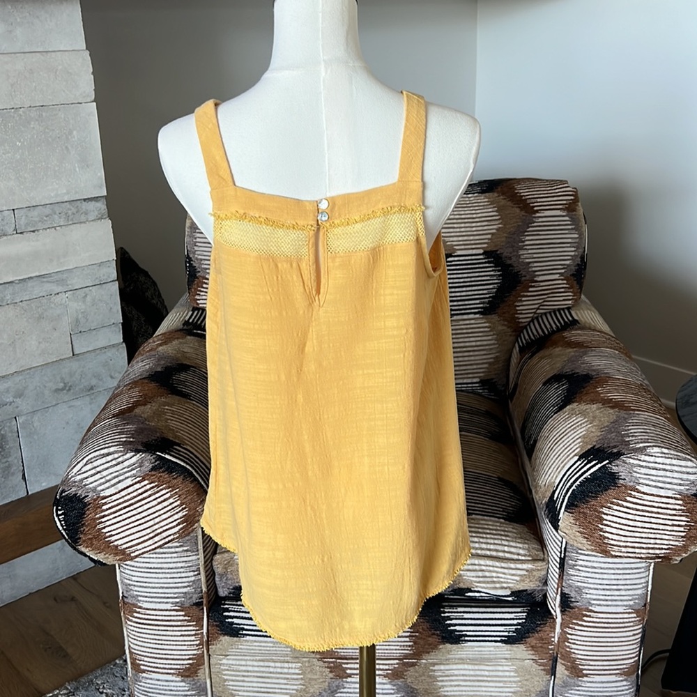 Doe & Rae Tank - Picture 5 of 8